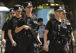 Trung Quốc bắt 26 nghi phạm tấn công tòa nhà chính quyền  